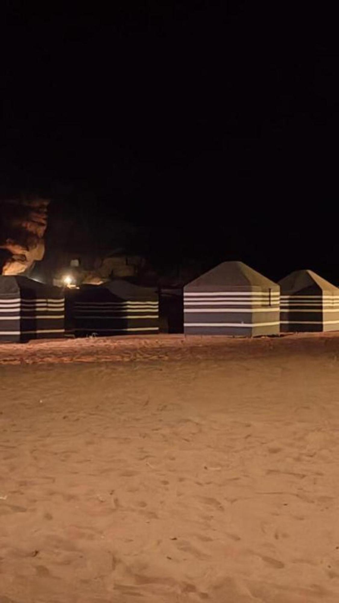 Hotel Stargazing Camp & Tours Wadi Rum Exteriér fotografie